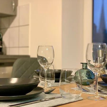 Tt Living I 1 & 2 Schlafzimmer I Kueche I Waschmaschine I Parkplatz