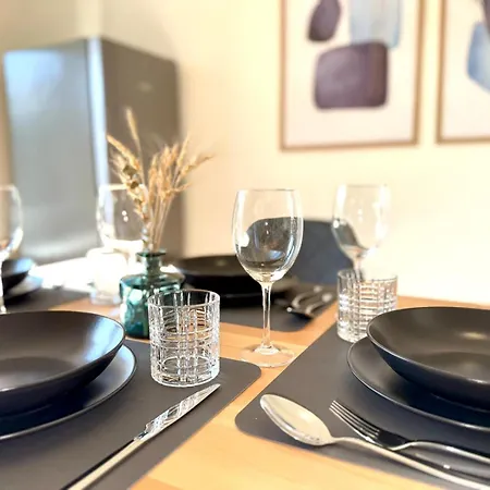 Tt Living I 1 & 2 Schlafzimmer I Kueche I Waschmaschine I Parkplatz * Rellingen