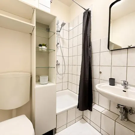 Tt Living I 1 & 2 Schlafzimmer I Kueche I Waschmaschine I Parkplatz Appartement *