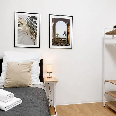 Tt Living I 1 & 2 Schlafzimmer I Kueche I Waschmaschine I Parkplatz